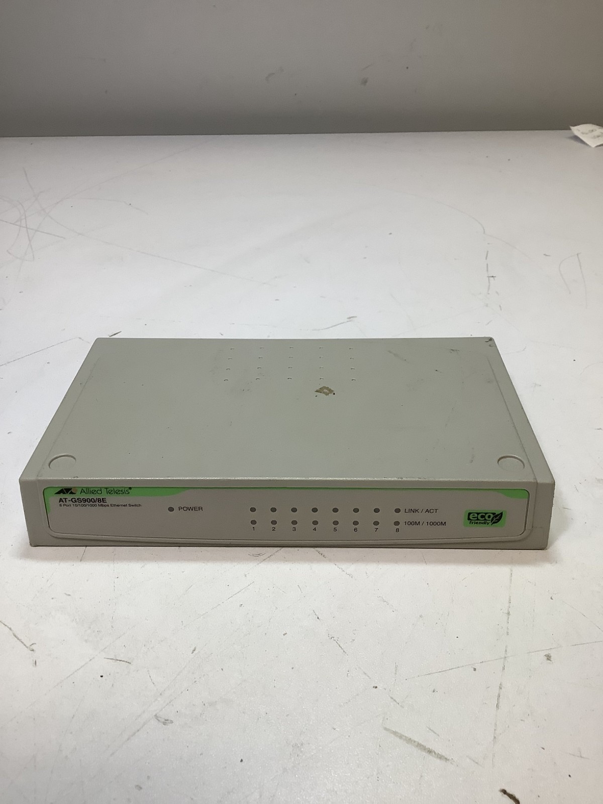 Allied Telesis AT-GS900/8E 8-Port 10/100/1000 Mbps Ethernet Network RD-M6B