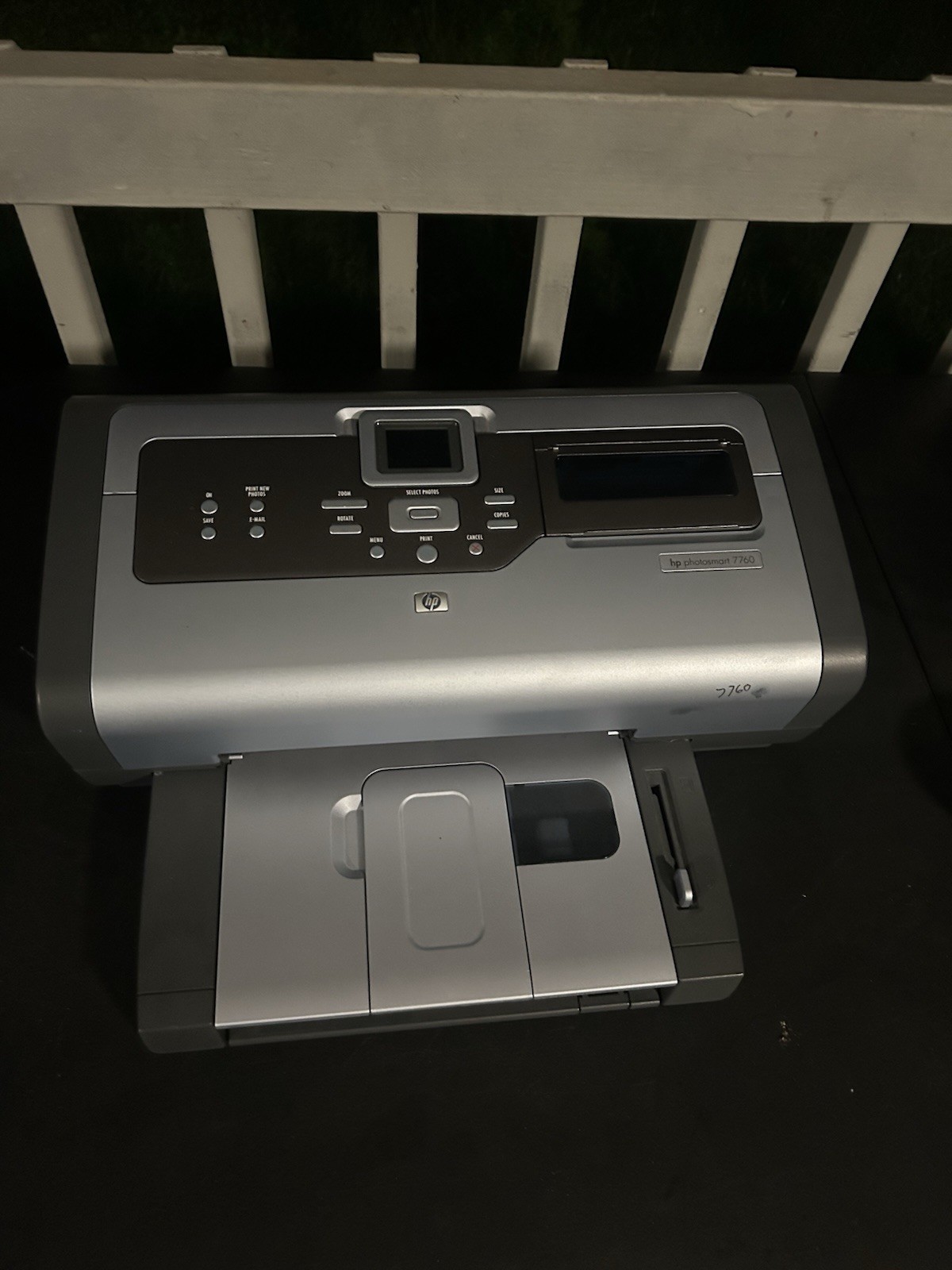 HP Photosmart 7760 Photo Inkjet Printer  - Power On - TESTED