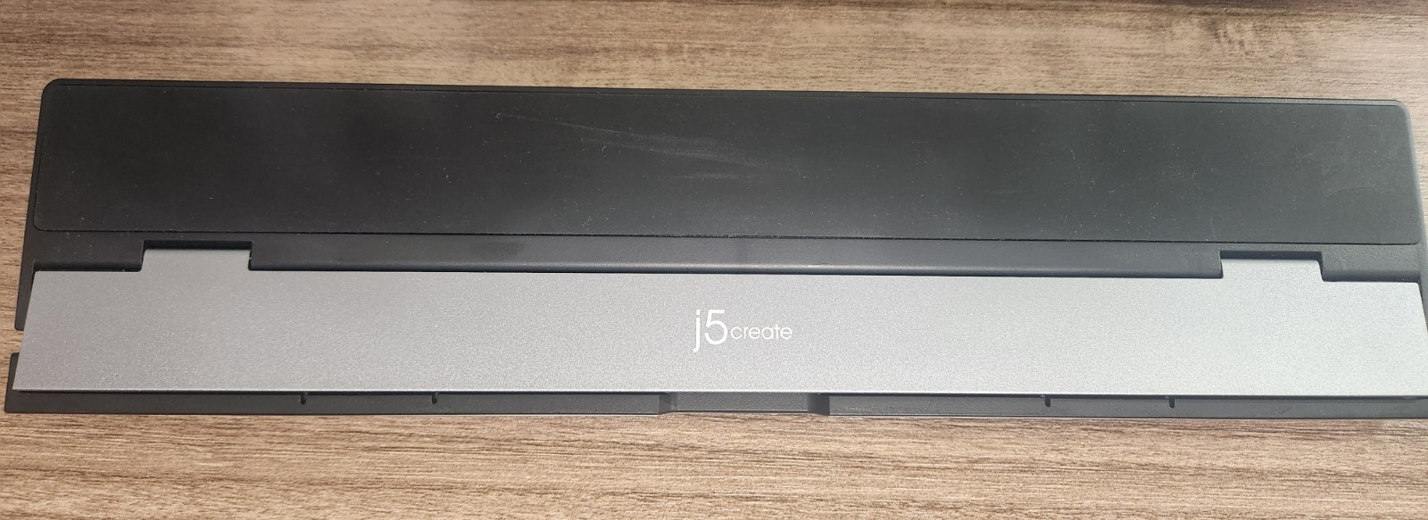 J5Create JCD543 13-in-1 USB-C Triple Display Universal Docking Station NO PS