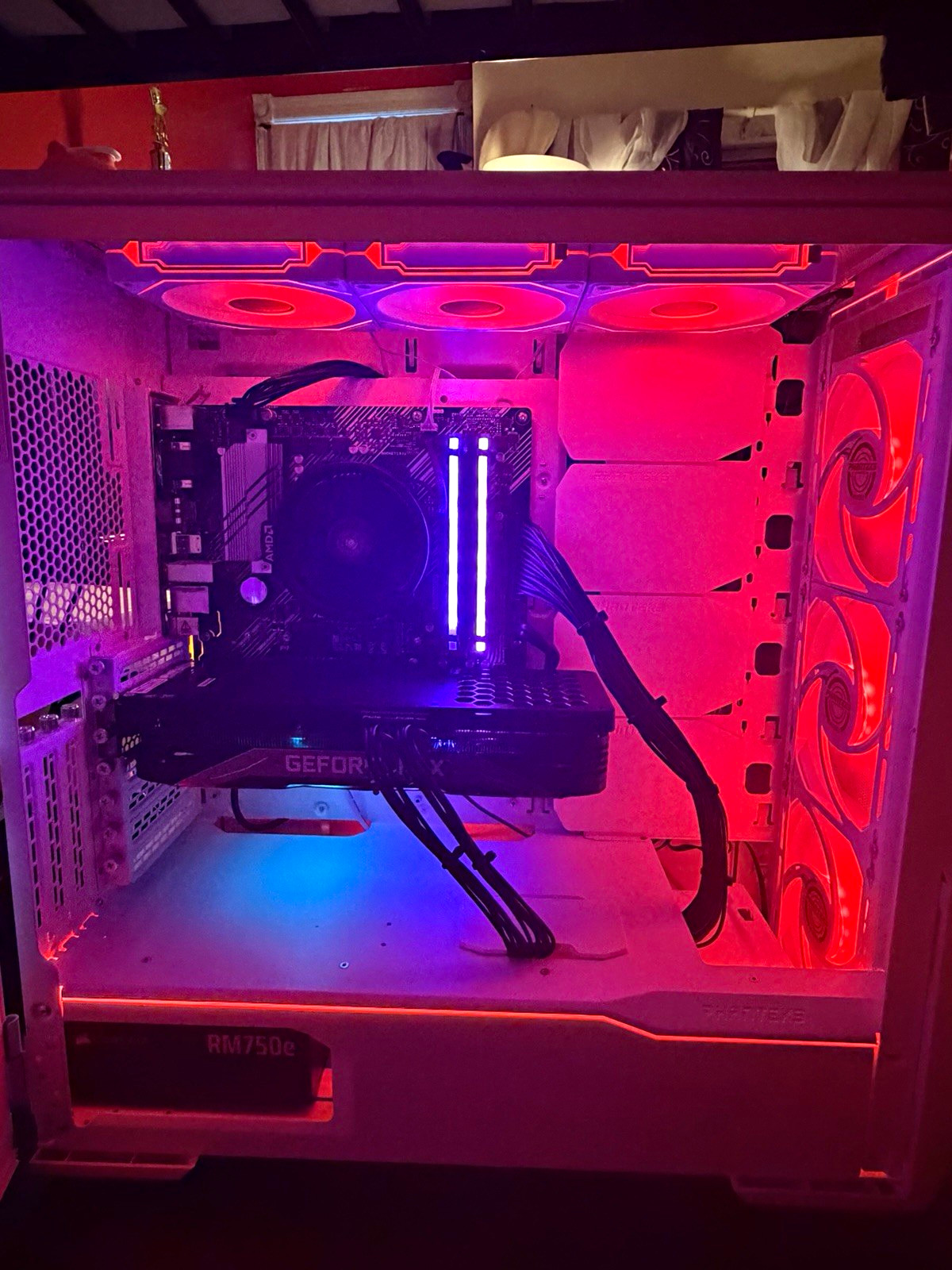 Custom/Whitebox White RGB Gaming PC Ryzen 5 5500 RTX 3070 16GB 1TB Wi-Fi