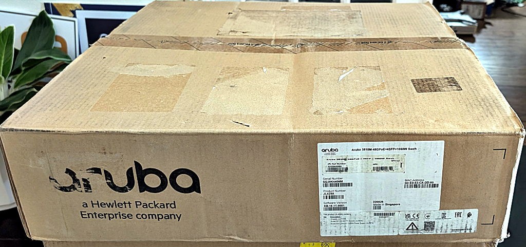 JL429A HPE Aruba JL074A 3810M 48G PoE+ Chassis with JL083A and JL087A