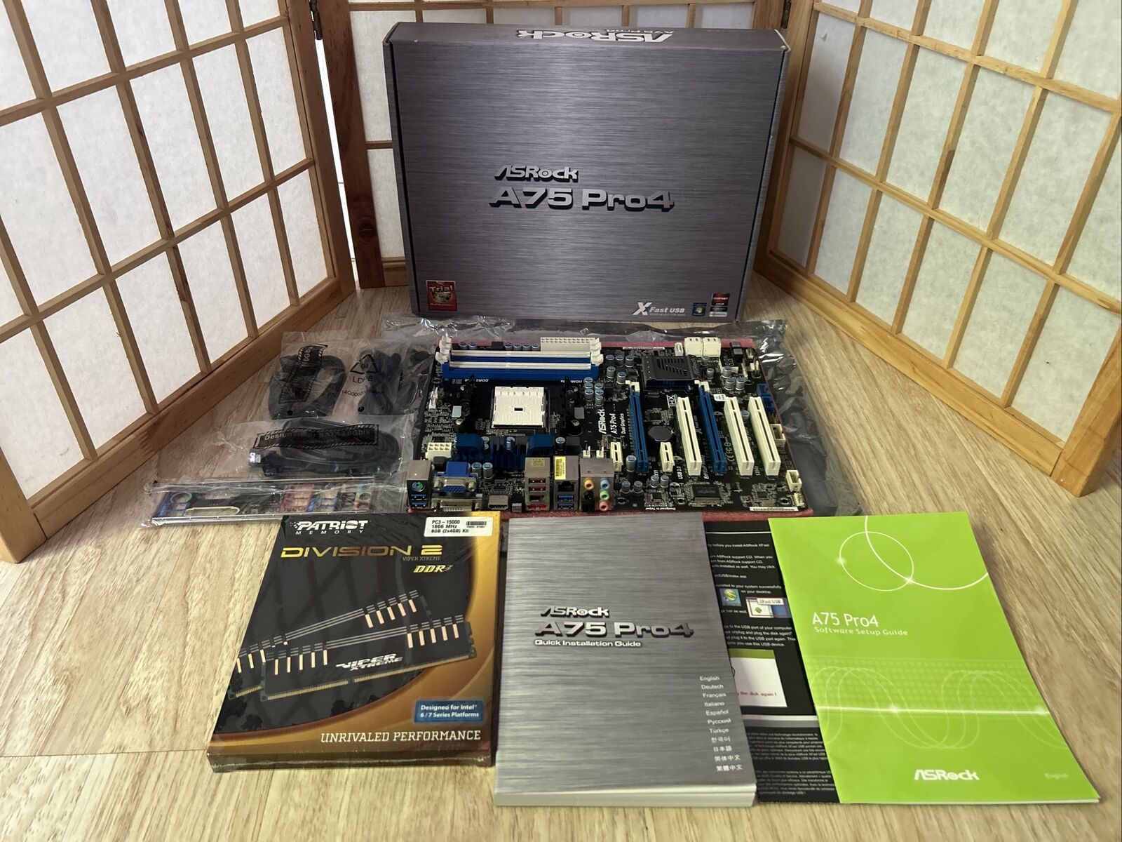 A75 Pro4/MVP ASRock FM1 Gaming Motherboard + Viper Xtreme DDR3 + Manual-Box