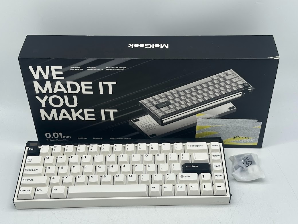 MelGeek MADE68 Ultra 65% Wired Magnetic Gaming Keyboard - Black/White