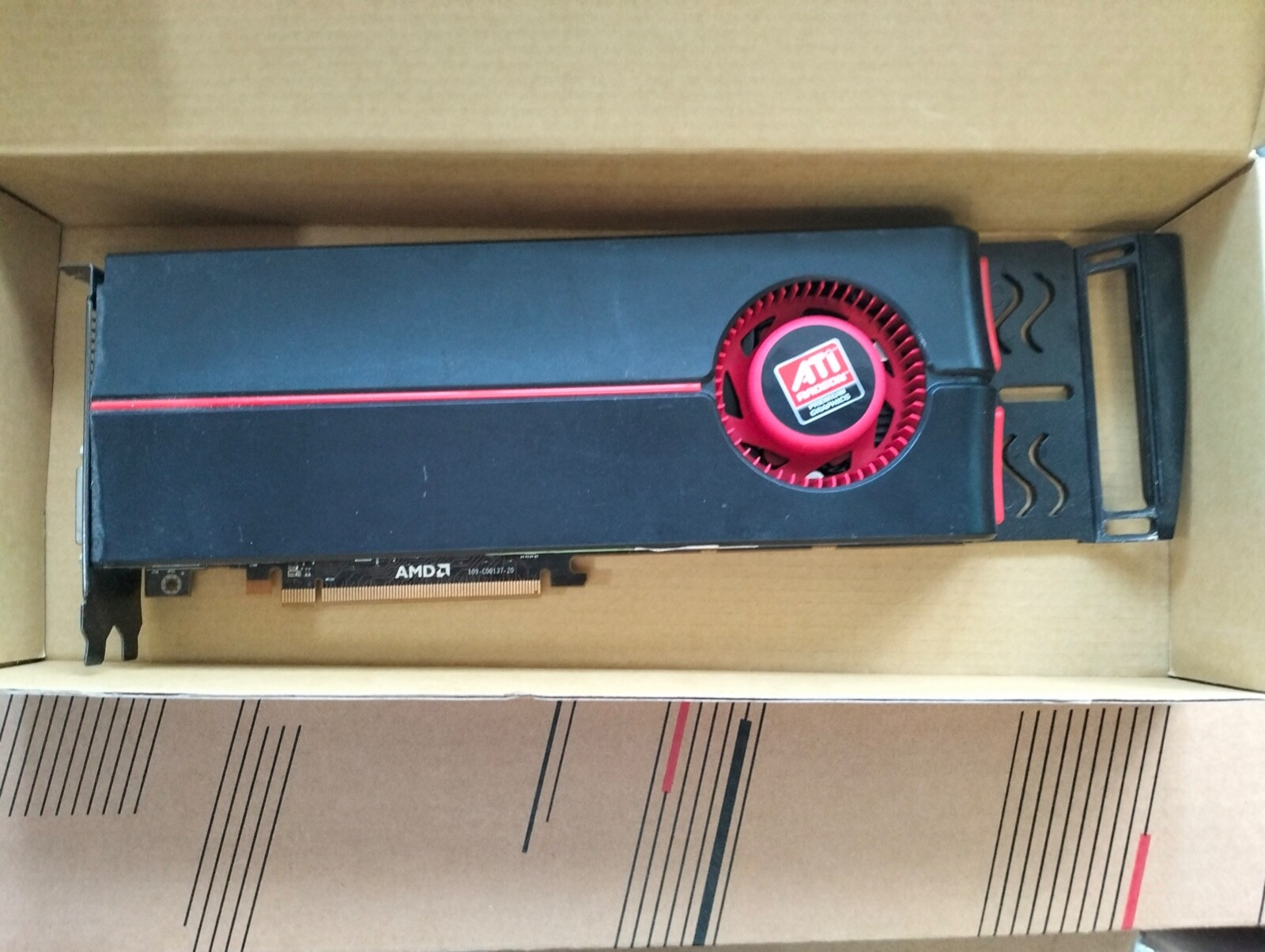 Dell ATI Radeon HD 5870 HD5870 PCIe x16 1GB 2XTG4 02XTG4