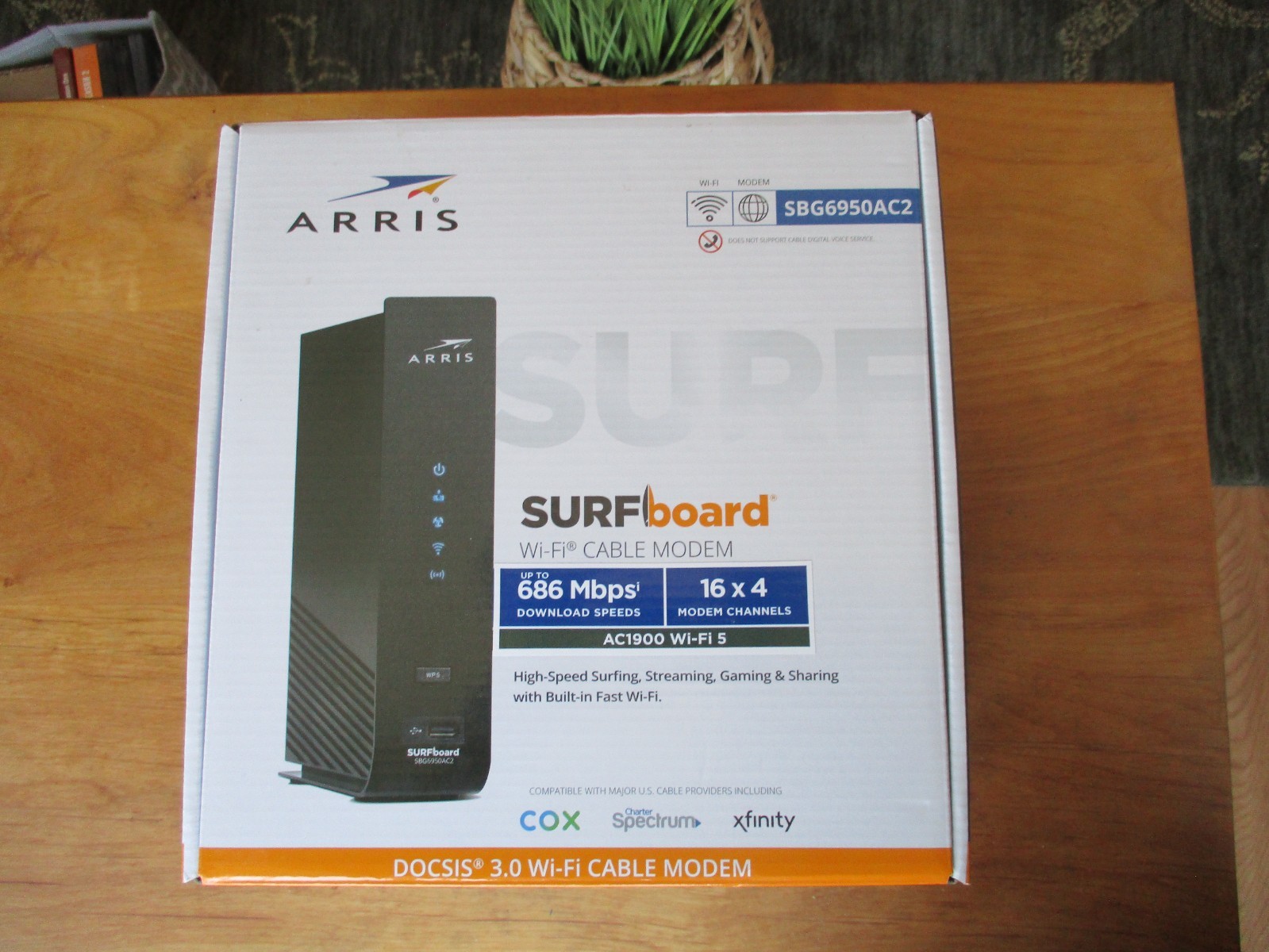 Cable Modem New ARRIS Surfboard SBG6950AC2  AC1900 Wi-Fi 5 Router DOCSIS 3.0 NEW