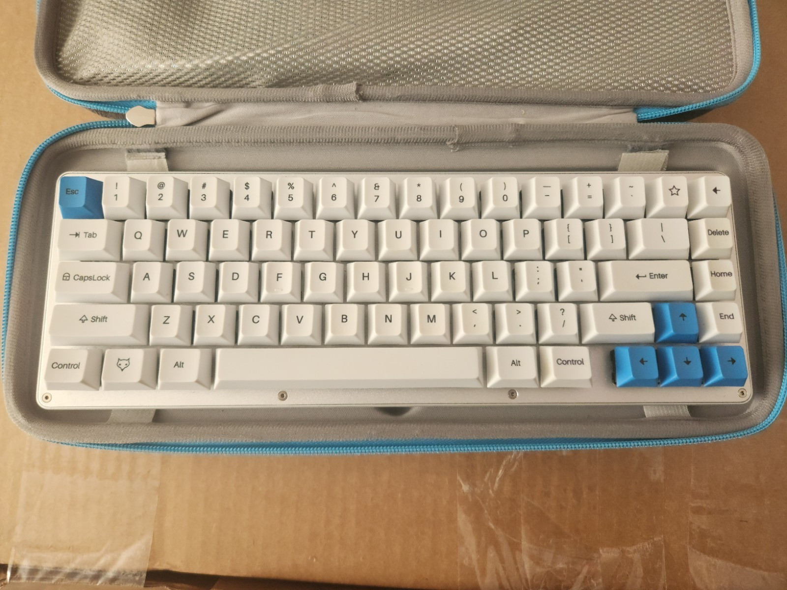 WhiteFox Vera 65% Keyboard Produced by matt3o + Input Club