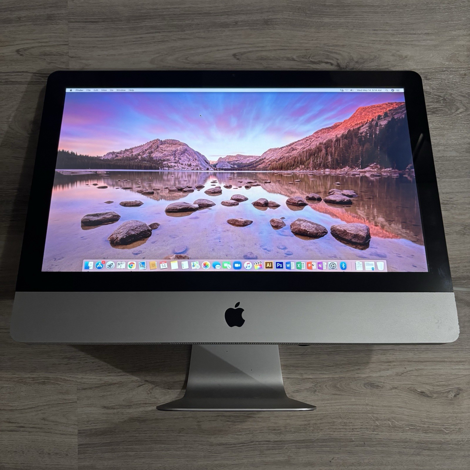 Apple Model A1311 Monitor 22" Tested Works