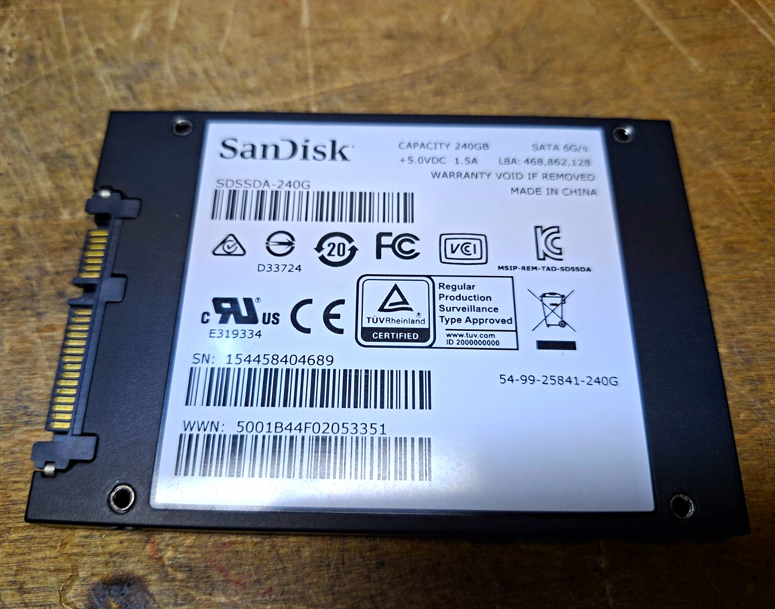 SanDisk SSD Plus 240GB 2.5in SATA III Internal SSD SDSSDA-240G Shock Resistant