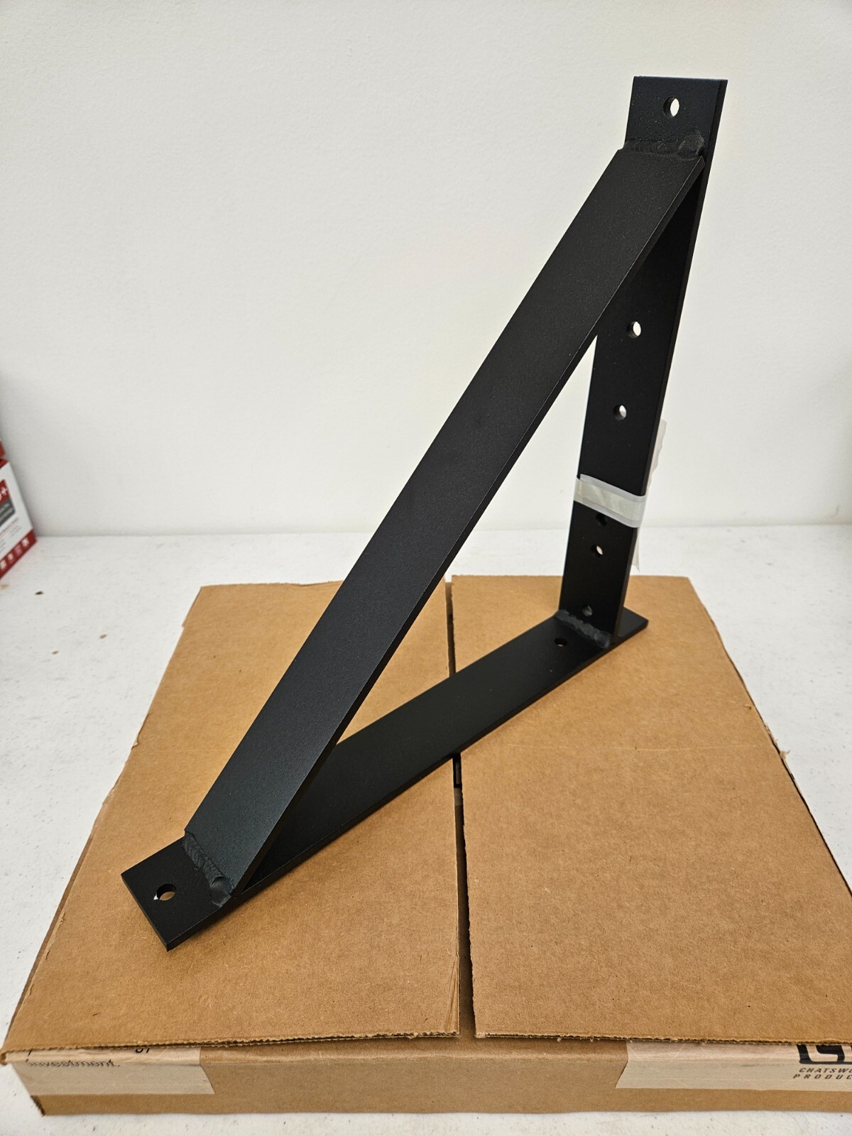 CHATSWORTH CPI Triangular Support Bracket, Black #11312-712