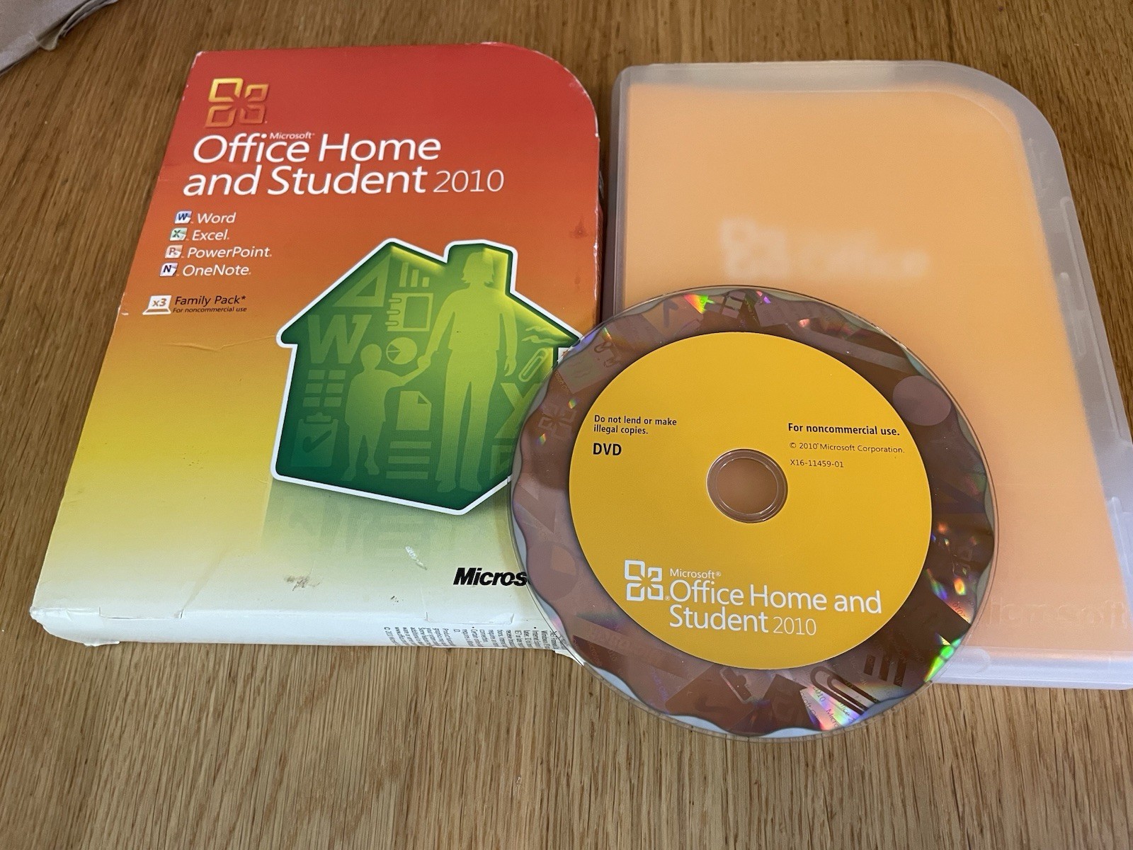Microsoft Office 2010 Home & Student Family Pack Disc w/ Product Key 3 PCs