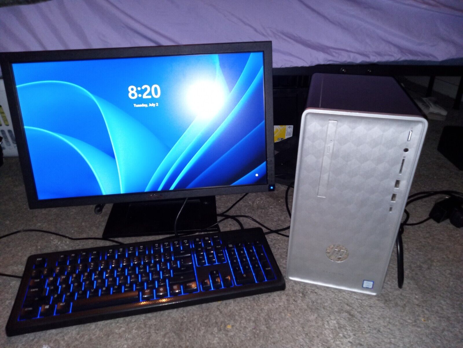 HP Pavilion Desktop Tower, Dell Monitor, Mouse, Keyboard-Excellent Condition