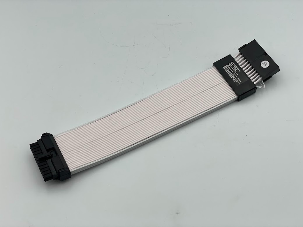 Lian Li 24-pin Motherboard Strimer Wireless RGB Power Cable