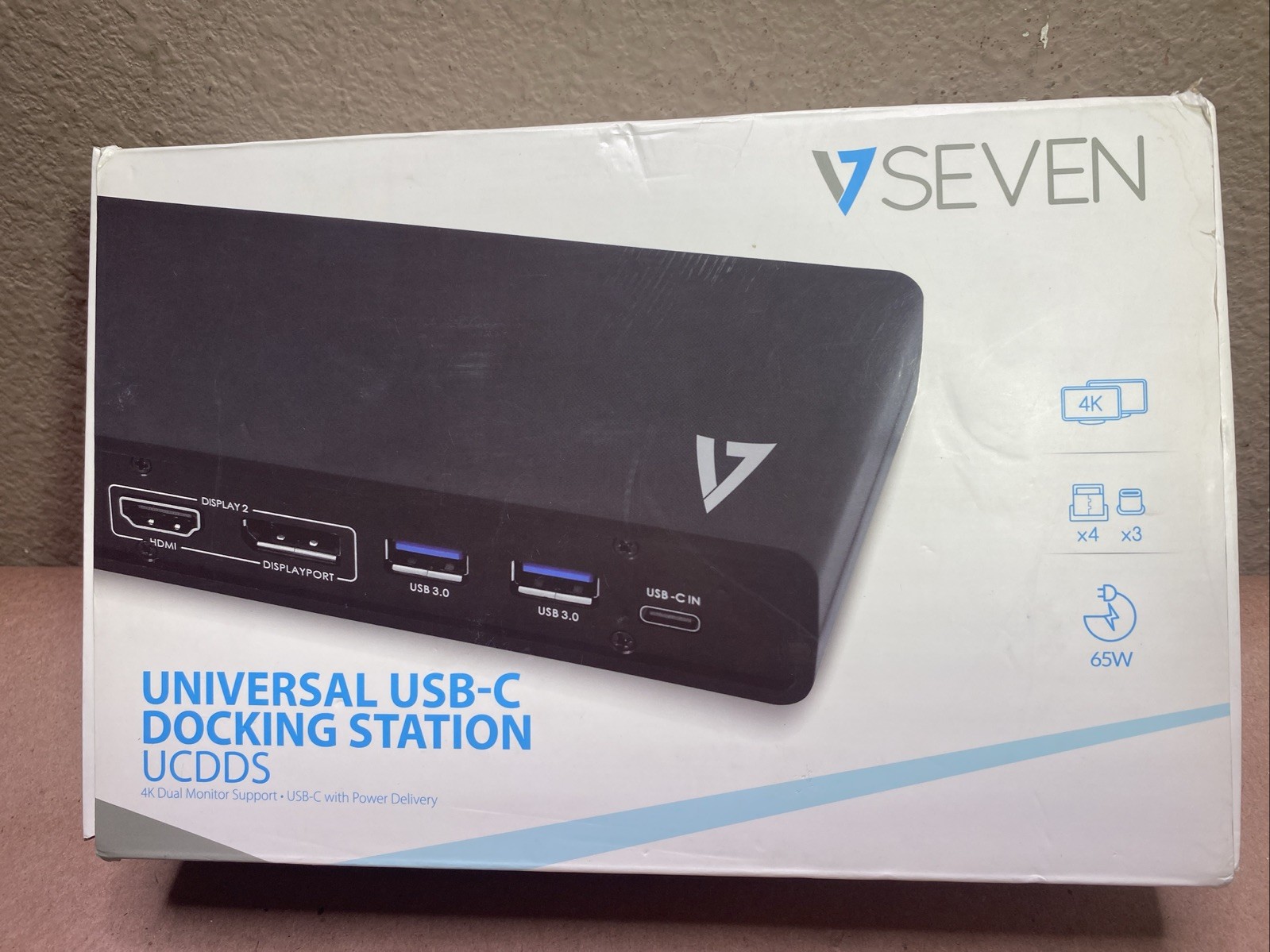 V7 Dual DisplayLink 4K Univ Docking Station UCDDS  W USB-C Power Delivery
