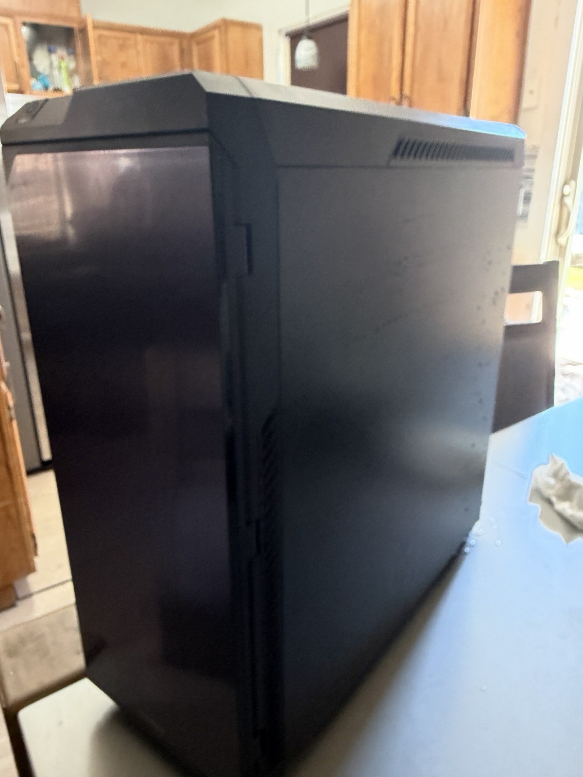 MSI Gaming Tower Desktop Computer Black HDMI USB 3.0 DisplayPort RJ-45