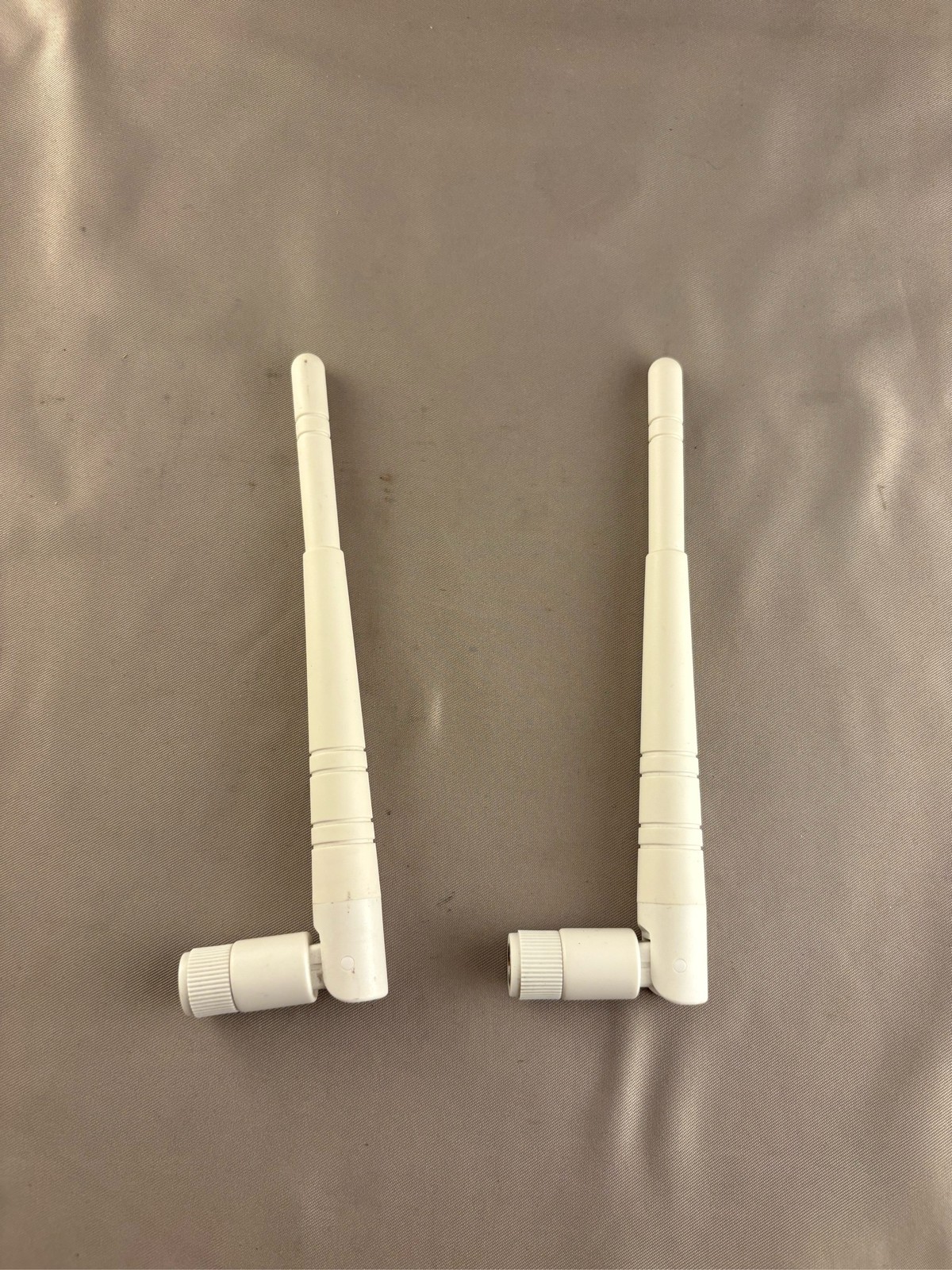2 Pack White Dual Band WiFi Antenna 2.4GHz 5GHz RP-SMA Male Connector