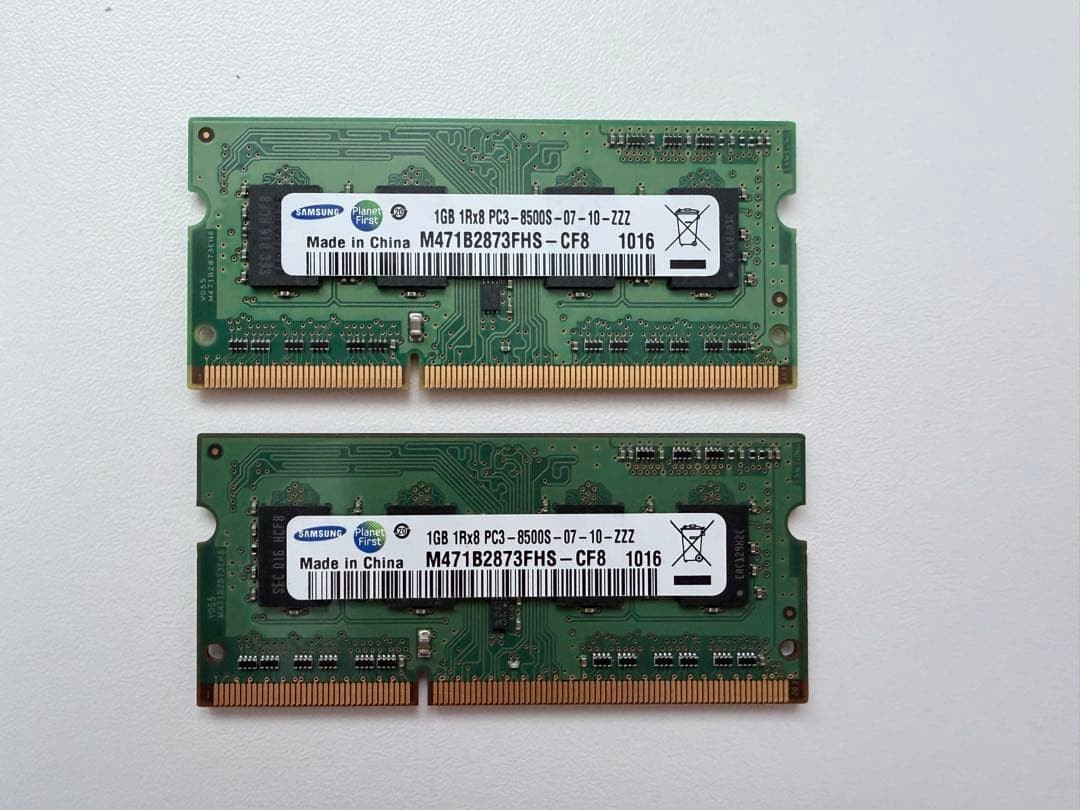 Samsung 2GB (1GBx2) DDR3 204-Pin Laptop Memory M471B2873FHS-CF8