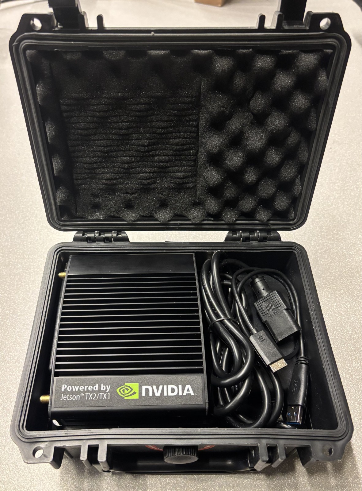 NVidia Jetson TX2 8GB + Connect Tech Rudi ESG503-21 Industrial AI Edge Computer