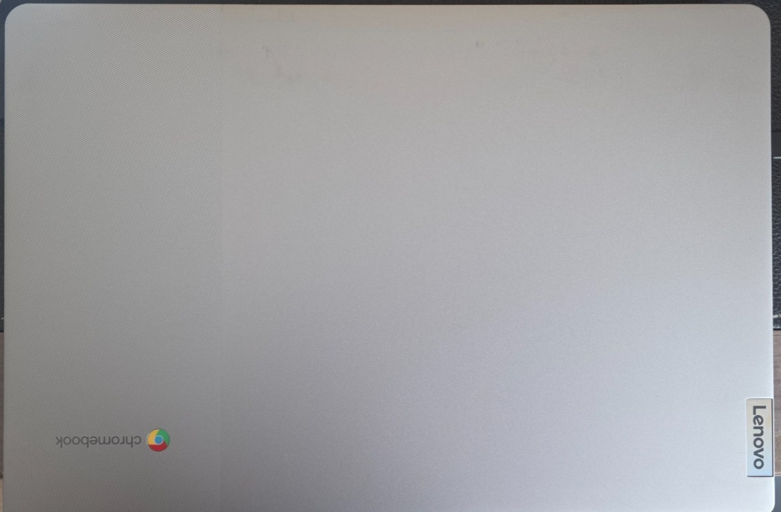 Lenovo IdeaPad 3I 15IJL6  15.6" (Intel Celeron N4500, 64GB SSD, 4GB RAM