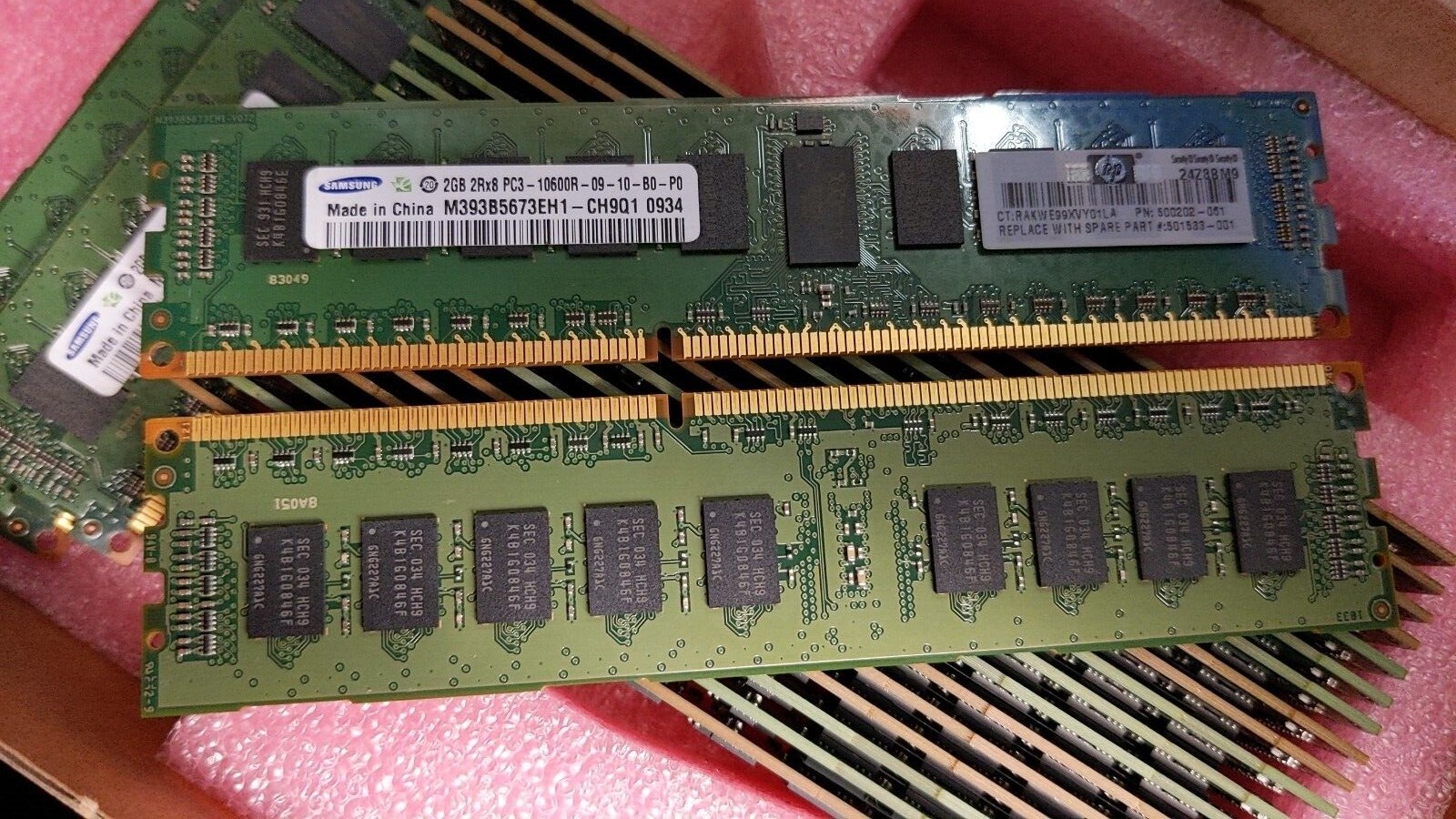 Samsung 2GB 2Rx8 PC3-10600R-09-10-B0-P0 (M393B5673EH1-CH9Q1) 2 pieces 
