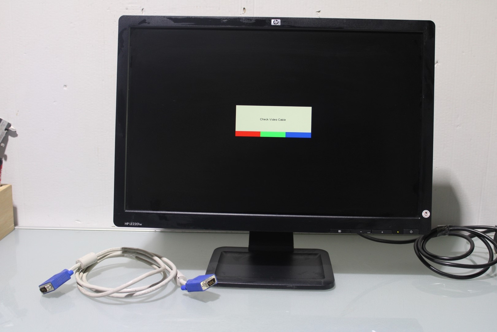 HP LE2201w 22 inch VGA 1680x1050 Monitor