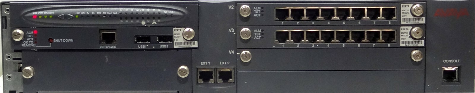Avaya G700 S8300 Media Gateway, 700316326 w/S8300B,2x MM711