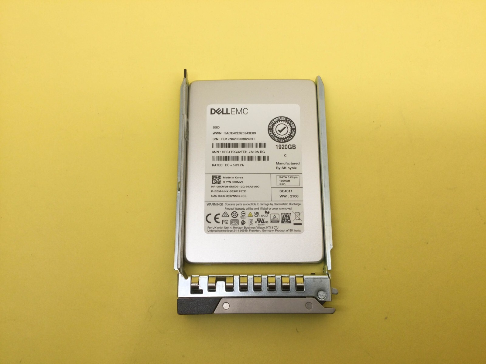 0XMV9 Dell 1.92TB SATA 6Gbps Read Intensive 2.5'' SSD 00XMV9 HFS1T9G32FEH