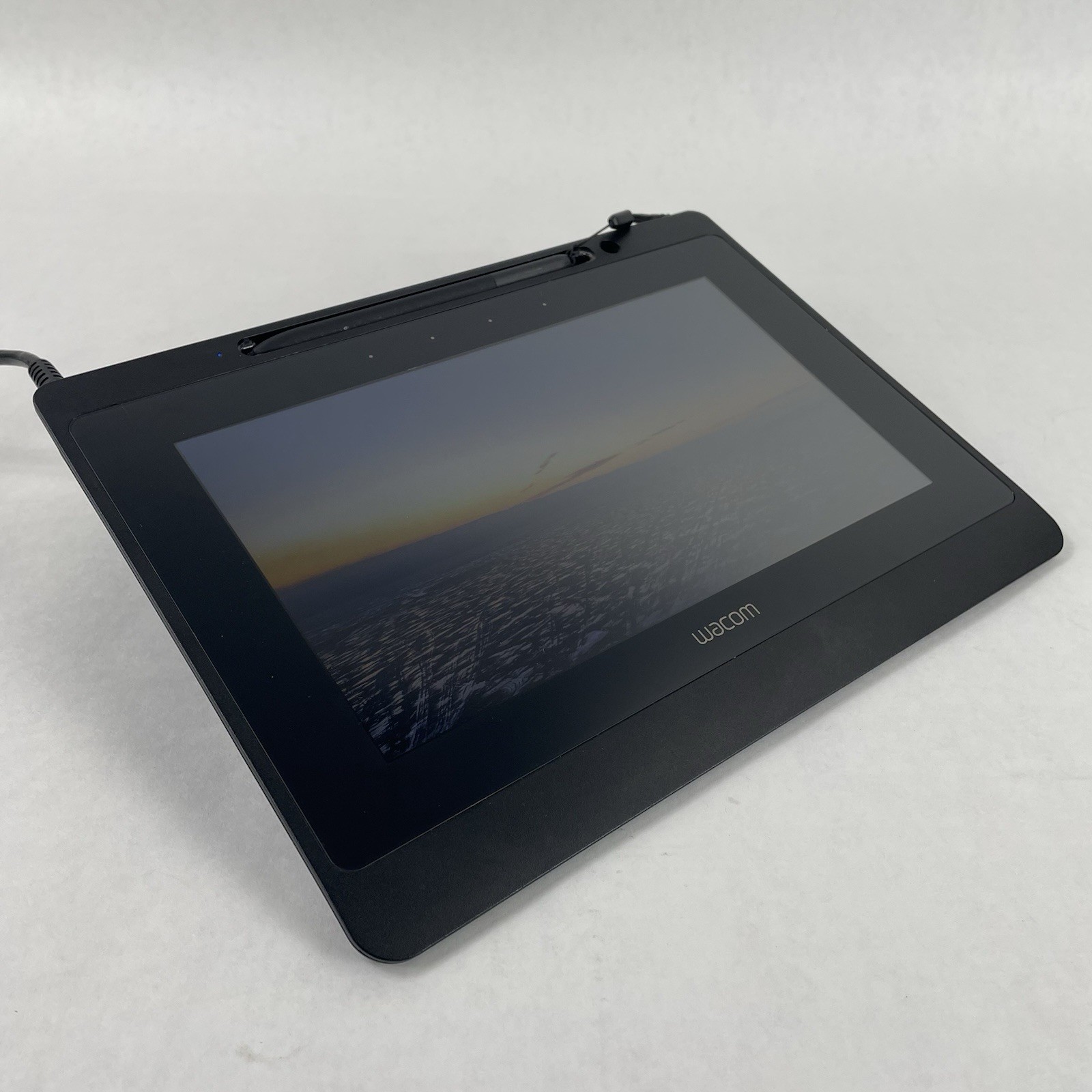 Wacom DTU-1141B 10.1" FHD Digitizer Interactive Pen Display Drawing Tablet