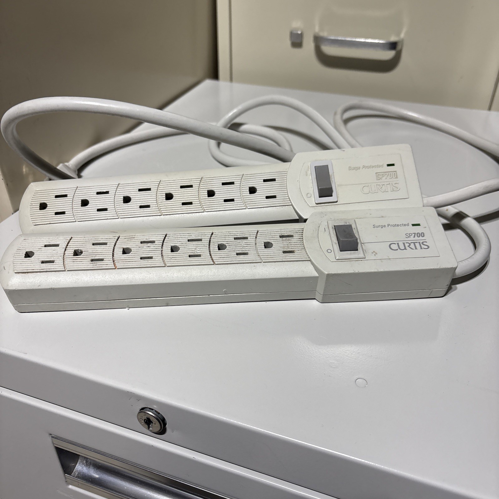 2 Pack - Surge Protected 6 Outlet 4 foot Cord Curtis SP700 Used