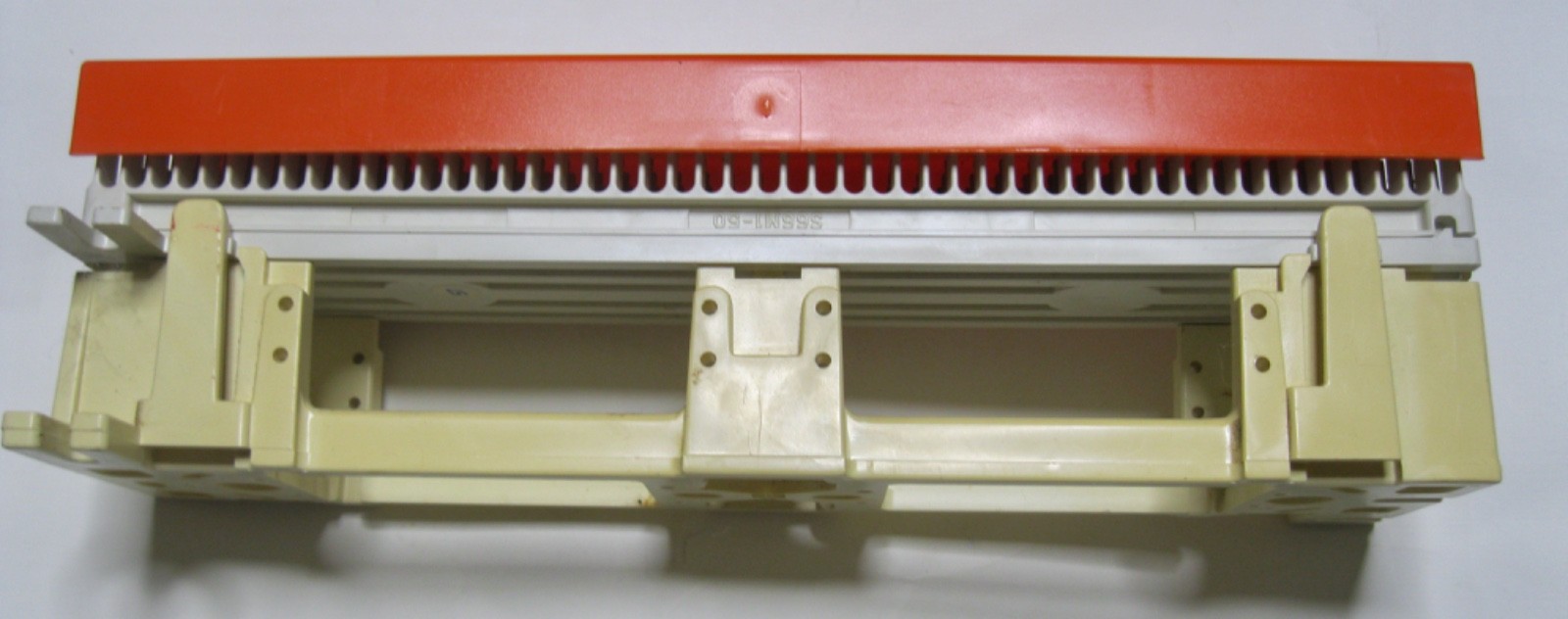 SIEMON CO 66MI-25 PUNCH DOWN BLOCK, 25 pair