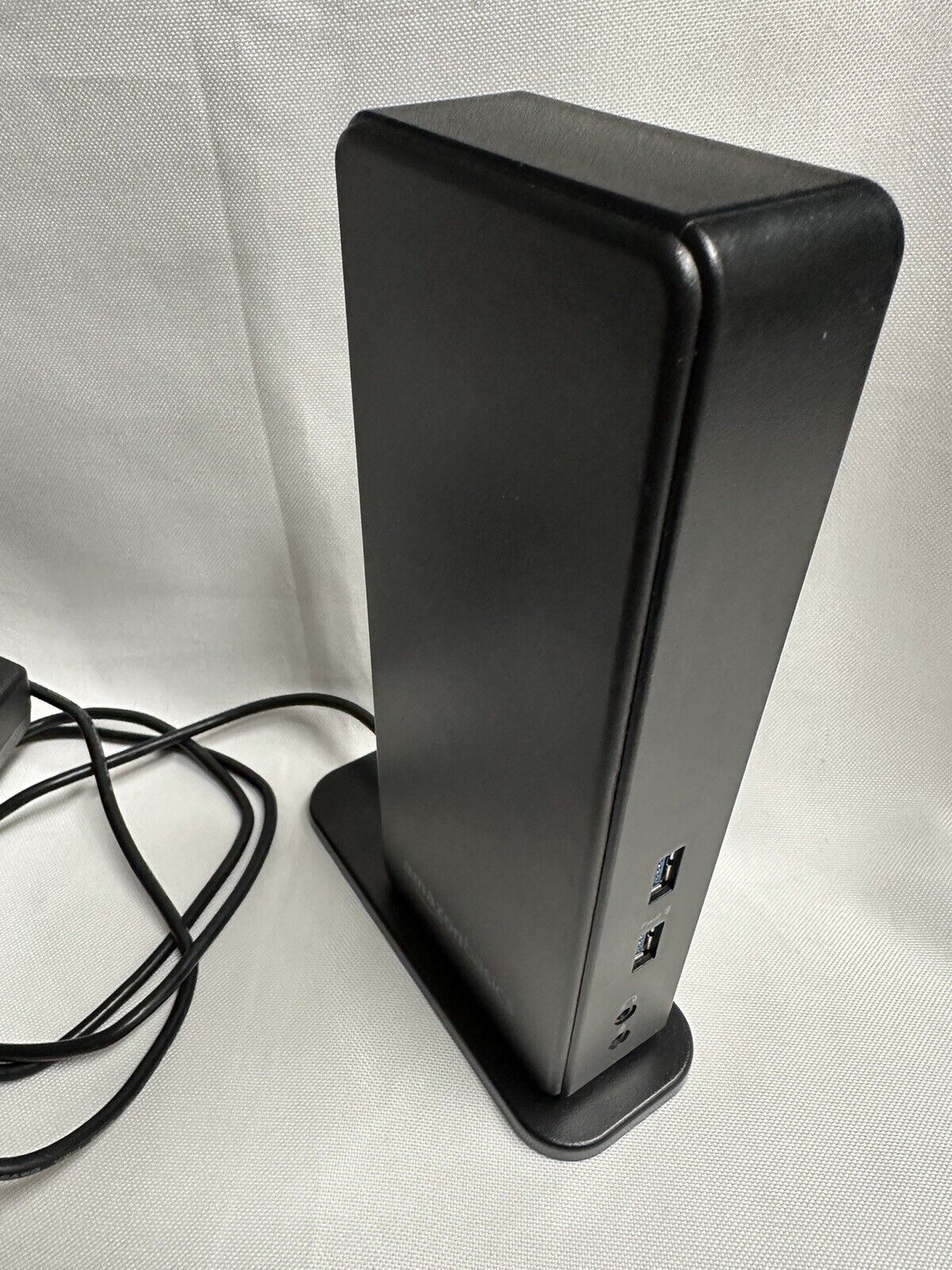 Amazon Basics USB 3.0 Universal Laptop Dual Monitor Docking Station SEALED BOX