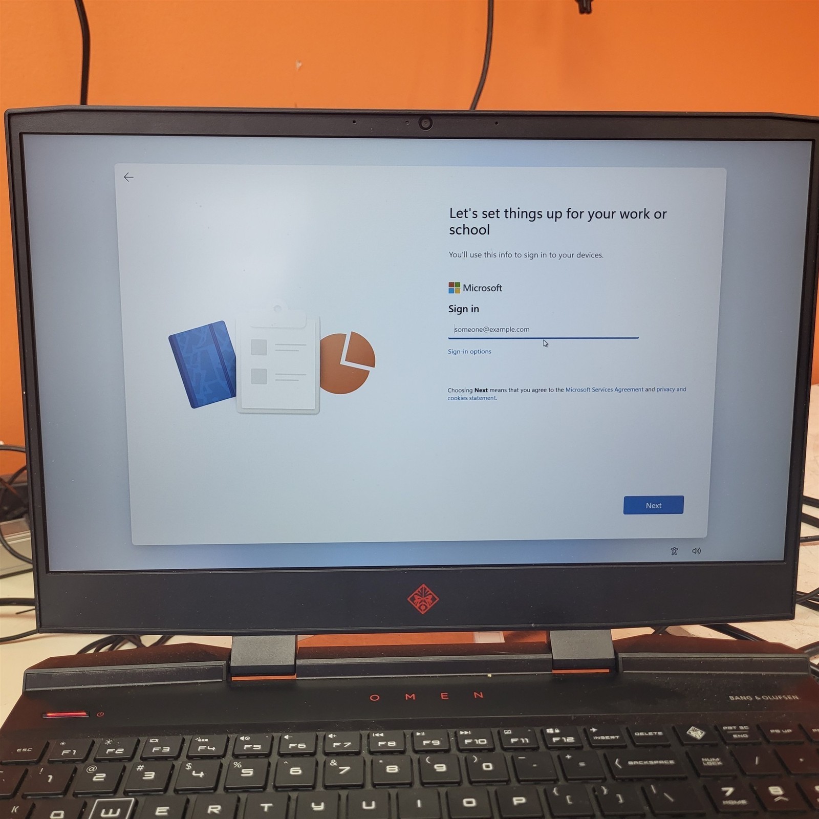 Scratched LCD HP Omen 15-DC0030NR Intel i7-8750H 2.2GHz 16GB 256GB GTX 1060