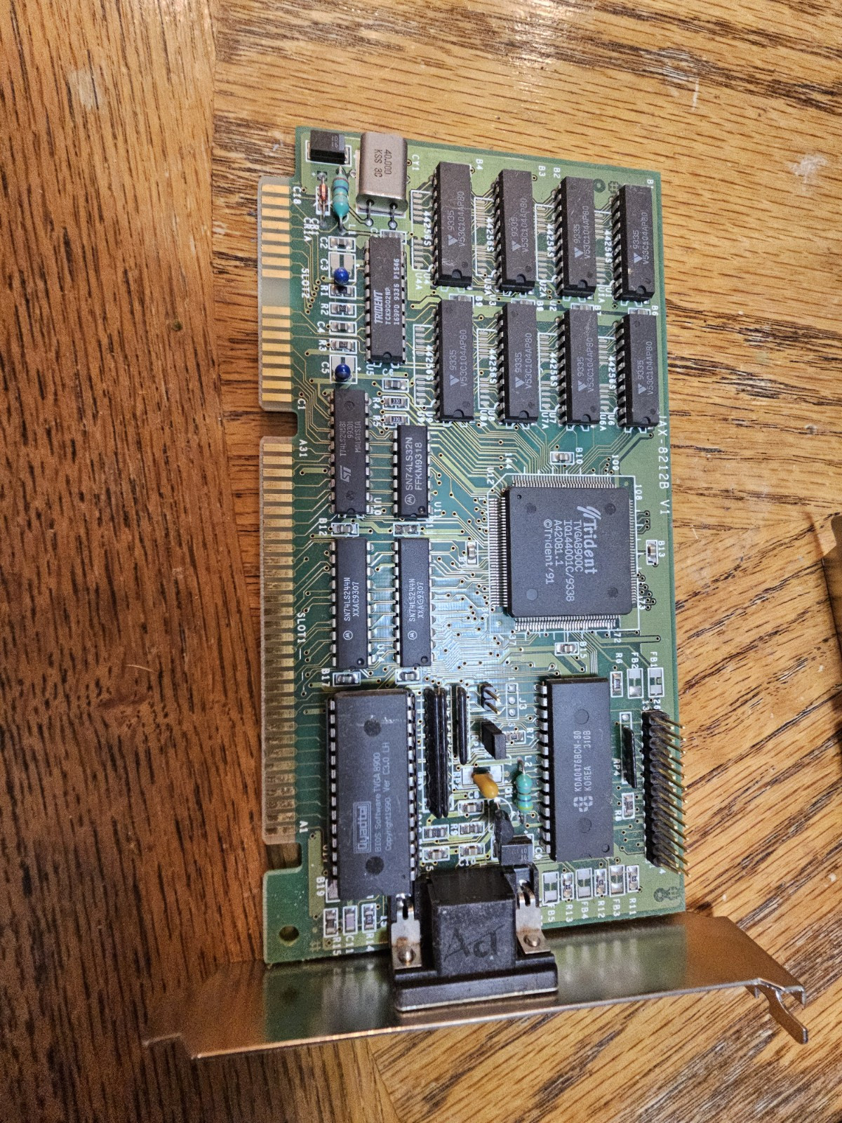 Jax-8212B V1, JAX8212A10432779, HNG8916CX248LC2 Trident TVGA8900C VGA ISA Card