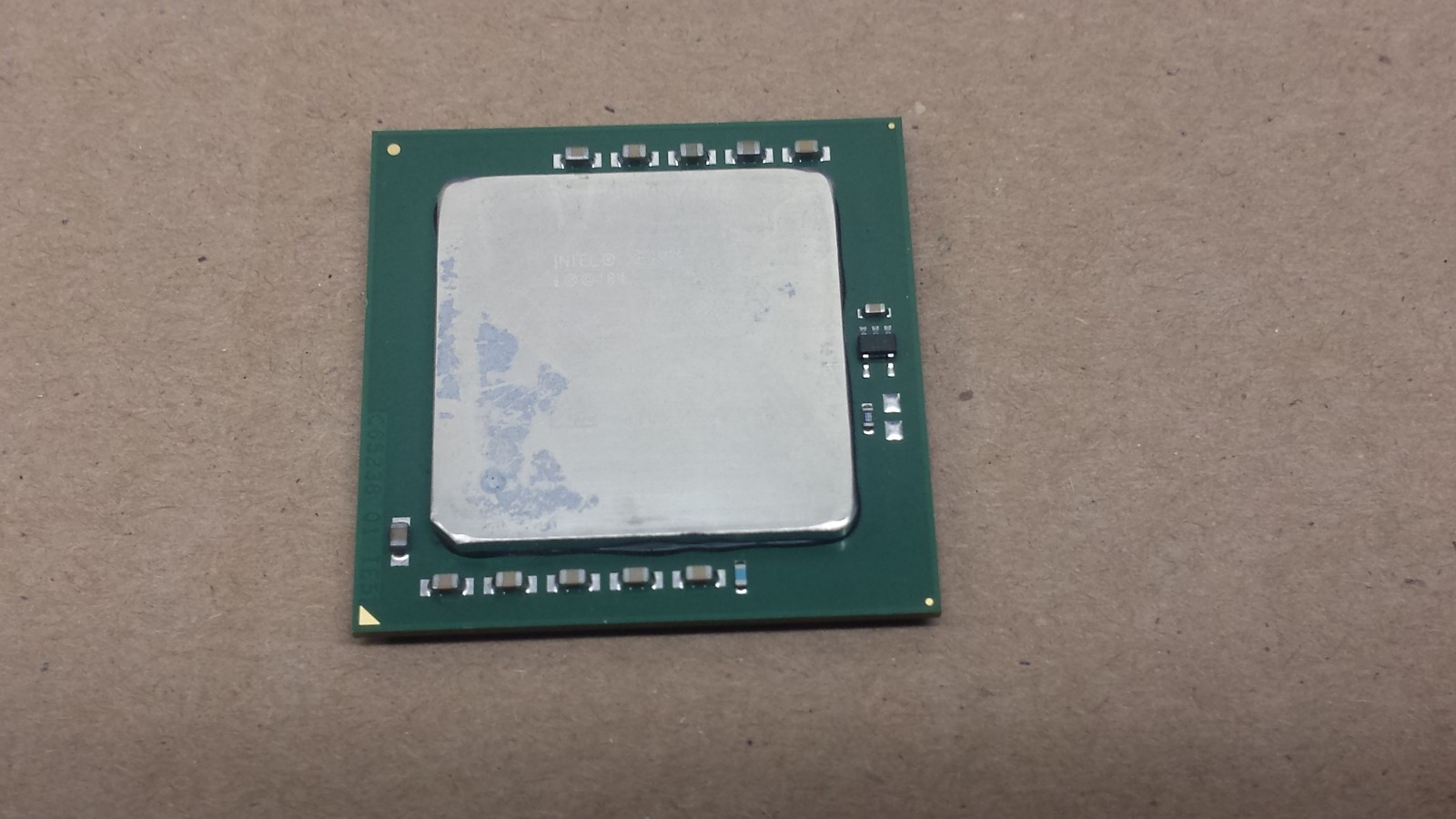 Intel Xeon SL72F 2.8GHz 512KB L2 Cache 533MHz FSB CPU Processor