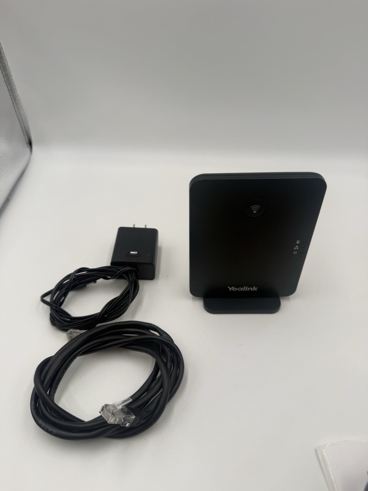 Yealink W70B DECT IP Phone Wireless Base Station VoIP SIP Network System W73H