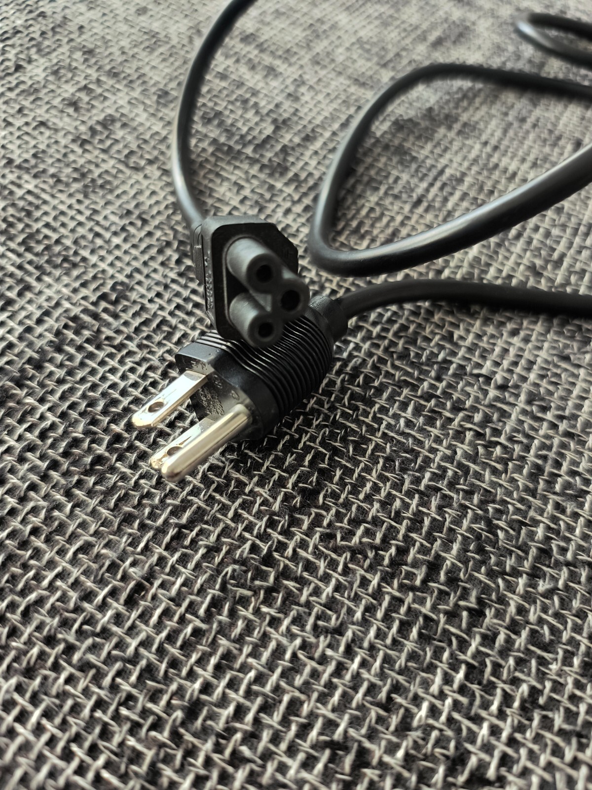 I-Sheng 3-Prong SP-305 Computer Power Cable - 6' Cord E55943