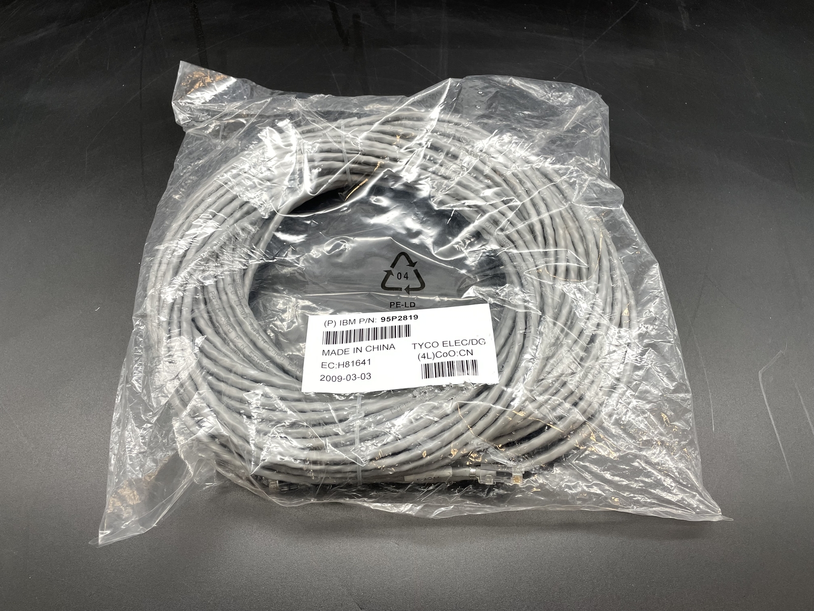 IBM 100ft Ethernet Cable H81641, 95P2819