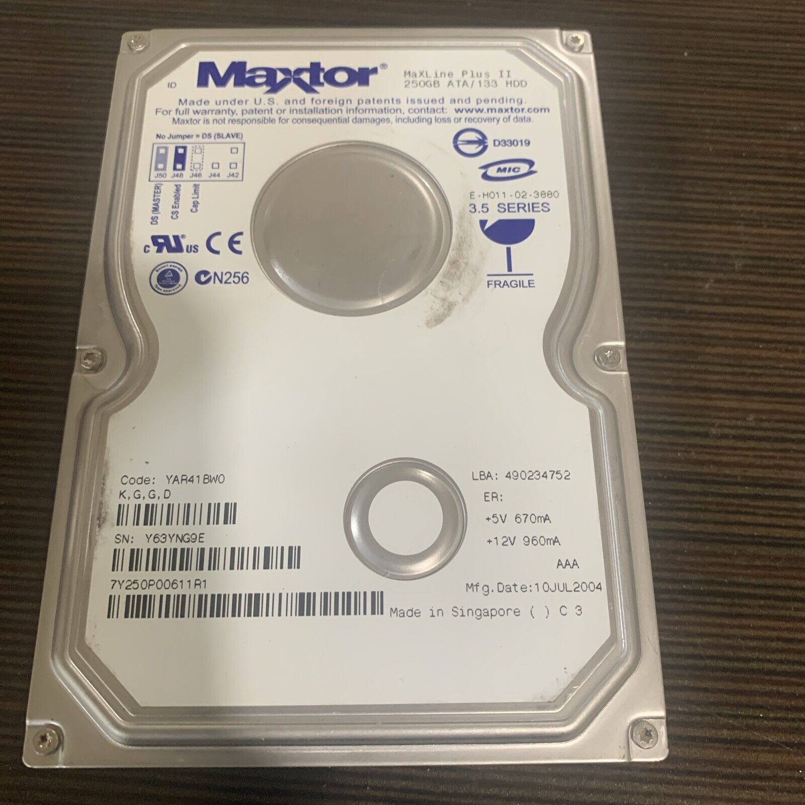 Maxtor MaxLine Plus II 7Y250P0 250GB Ide Hard Drive Code: YAR41BW0 K,M,B,D