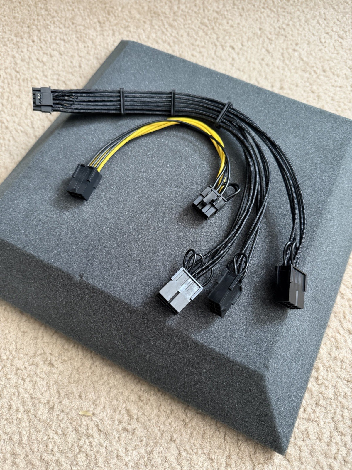 Premium Sleeved 12VHPWR PCI-e 5.0 16Pin (12+4) to Triple 8-Pin GPU Power Cable