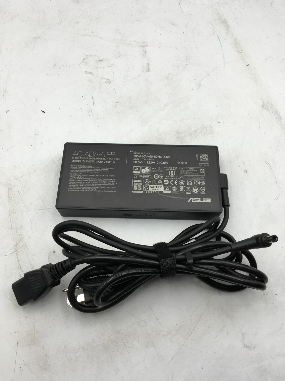 Genuine 20V 12A 240w Asus Charger A20-240P1A Barrel AC Adapter Power Supply RS
