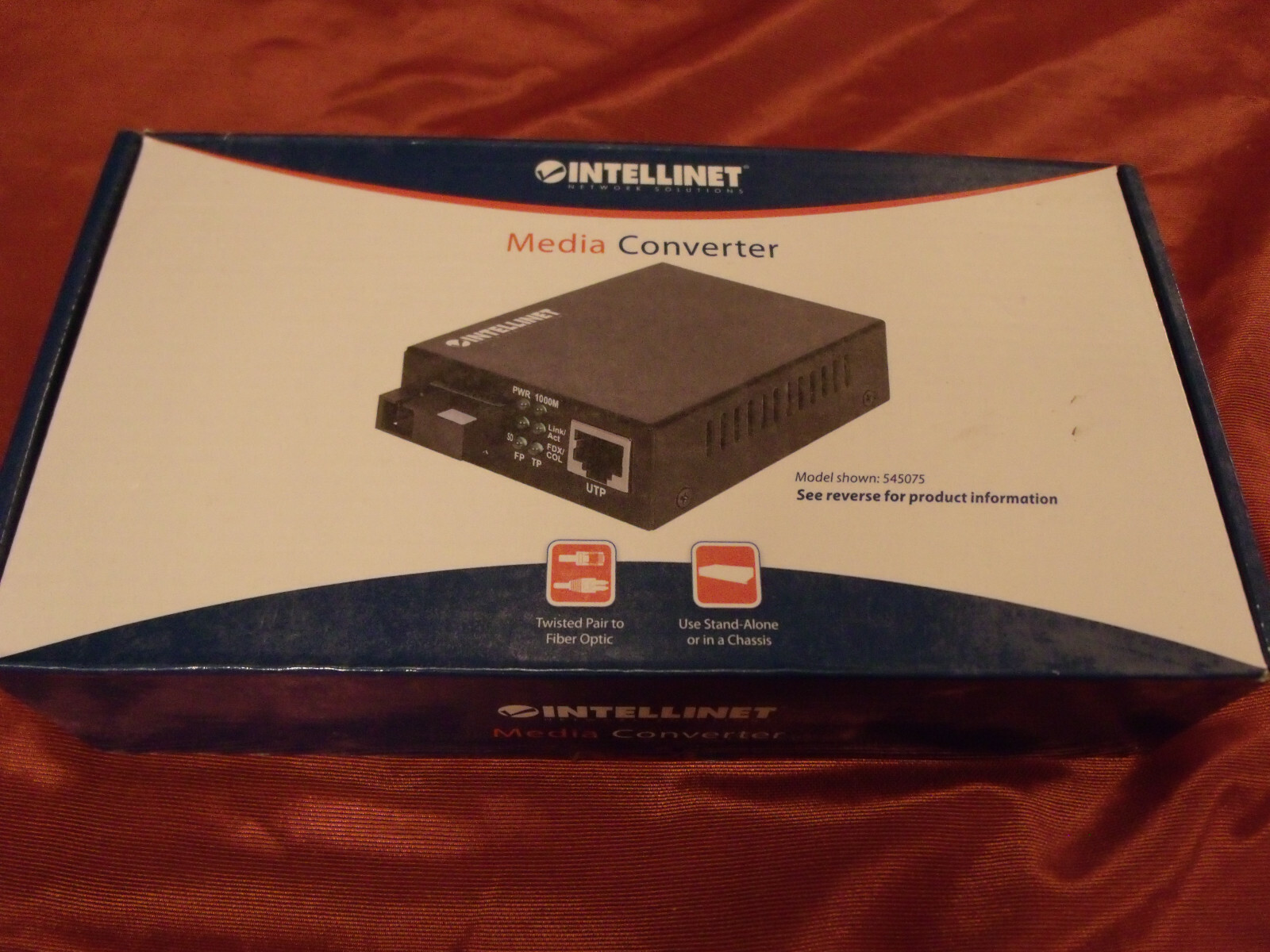 INTELLINET Media Converter model 545075 BRAND NEW SEALED 