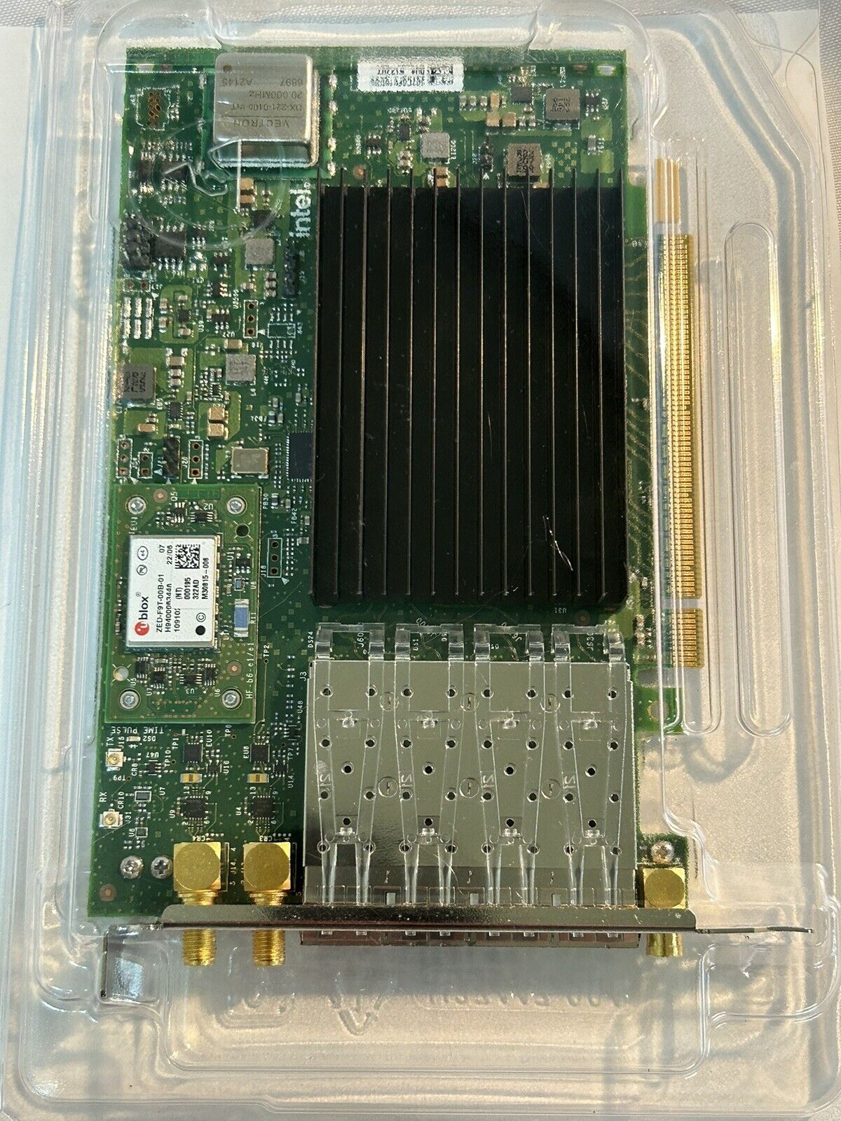 Intel E810-XXVDA4T - YCDP7 - 4x10/25GbE SFP28 PCIe 4.0 Adapter