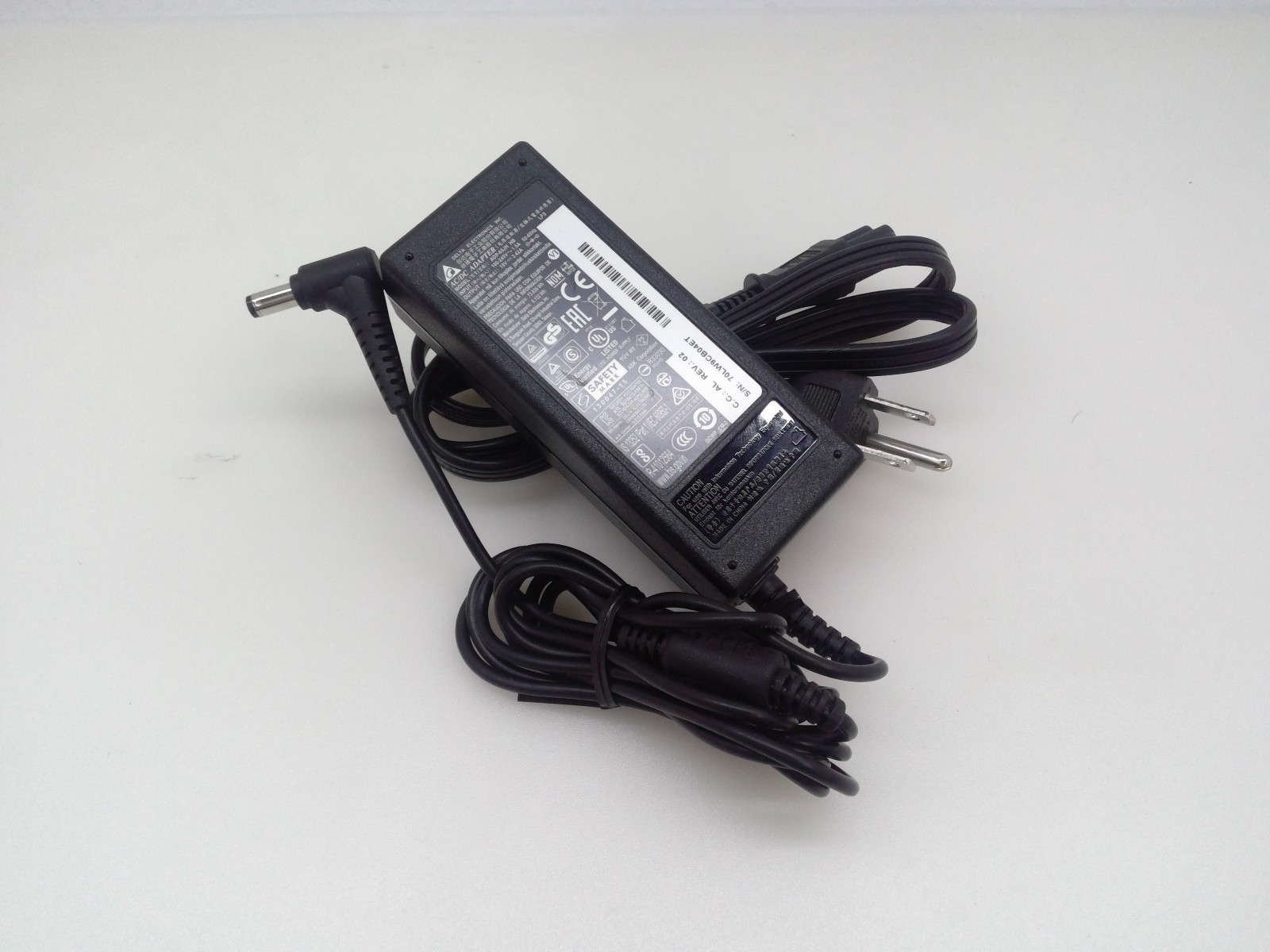 Original Delta 19V 3.42A  5.5*2.5mm Power Supply  AC/DC Adapter ADP-65JH HB