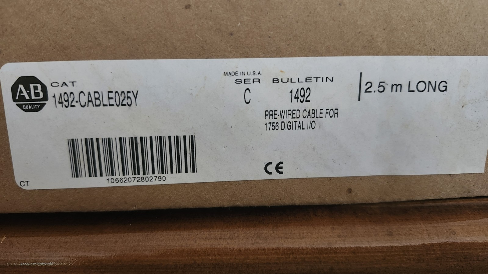 Allen-Bradley 1492-CABLE025Y Pre-Wired Power Cable