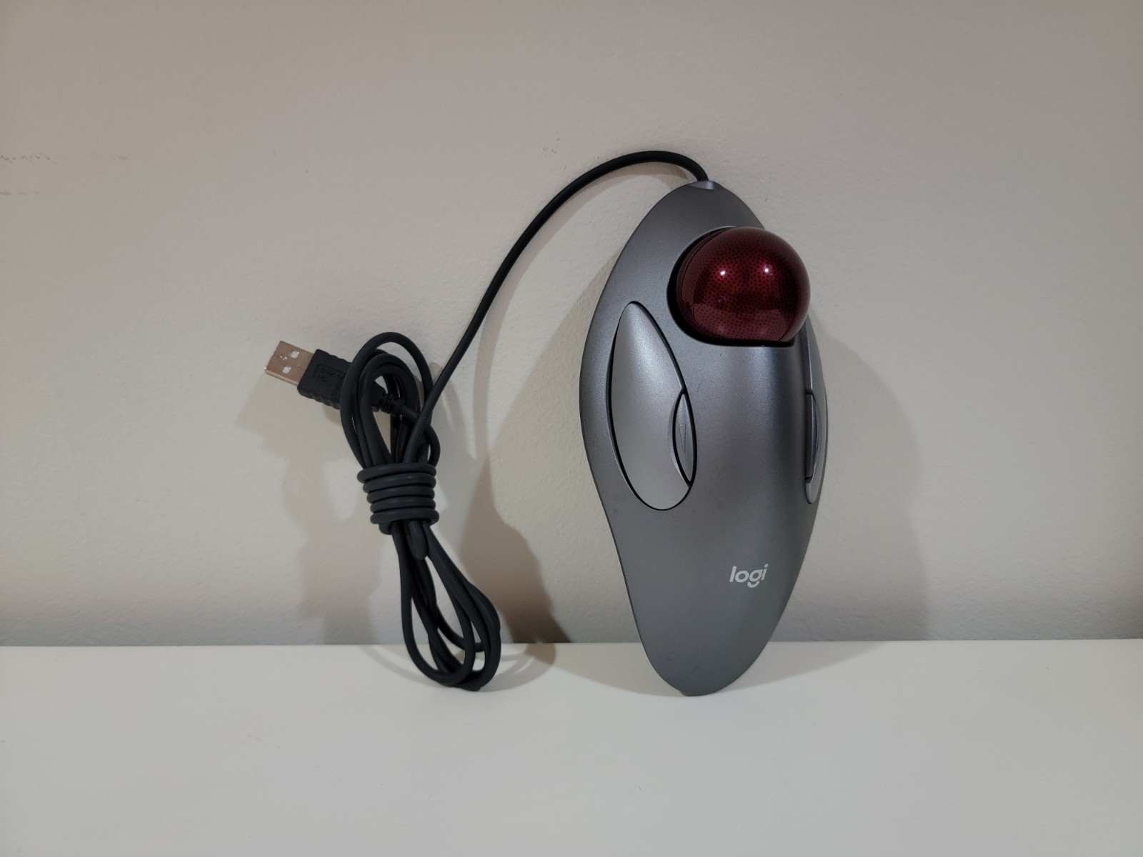 Logitech Trackman Marble USB T-BC21 Mouse Tested
