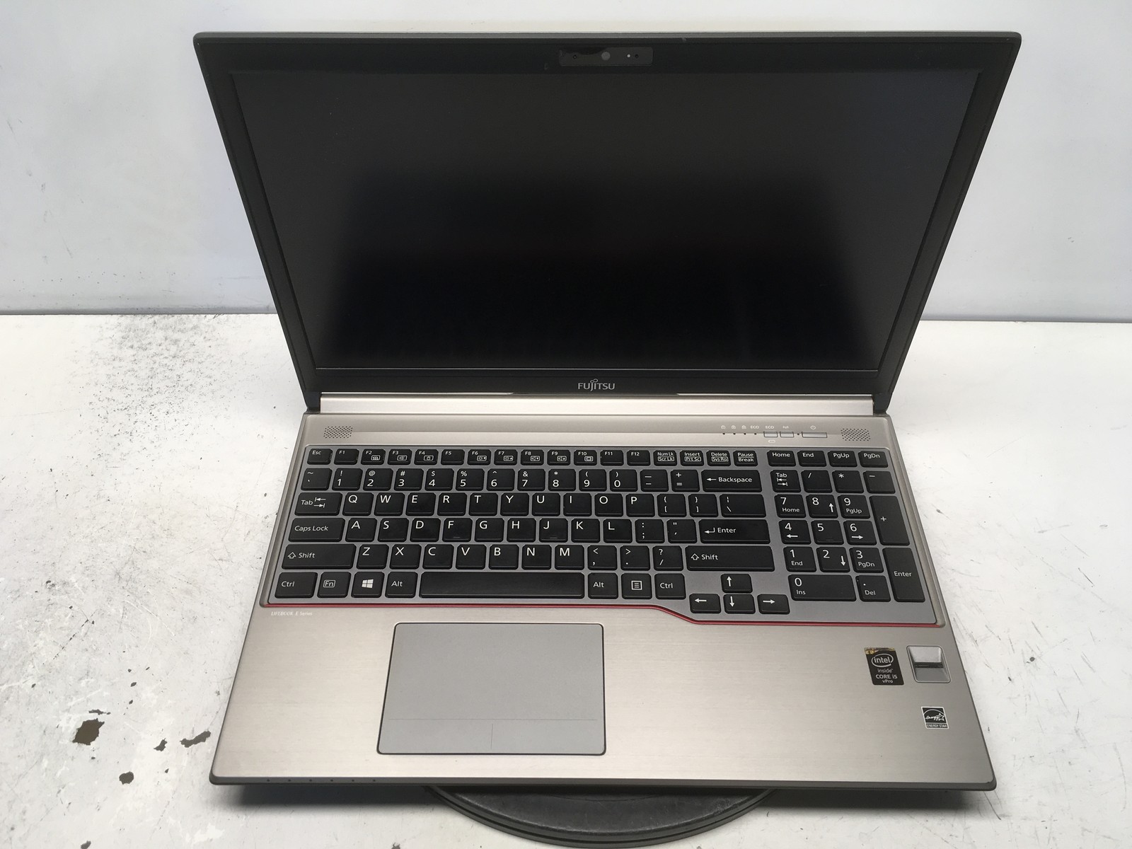 Fujitsu LifeBook E754 Intel i5-4310M 2.7GHz 8 GB NO HDD No Batt