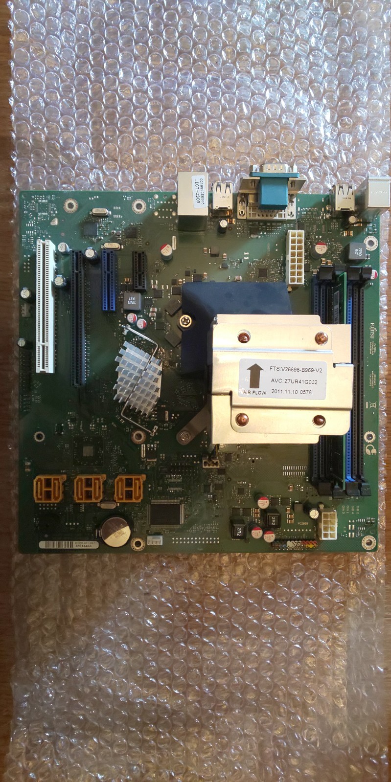 Fujitsu D3090-A11 Motherboard + AMD Opteron 3280 8-Core CPU + Cooler BUNDLE