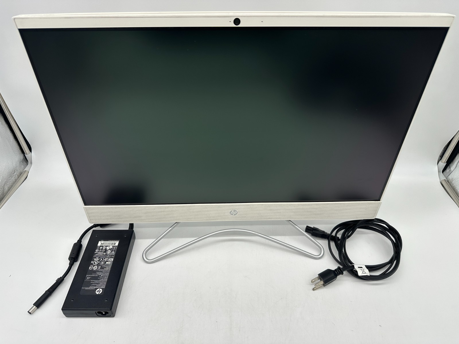 HP All-in-One 24-f0xx 24" Touch A9-9425 8GB RAM 1TB HDD Windows 11 Home