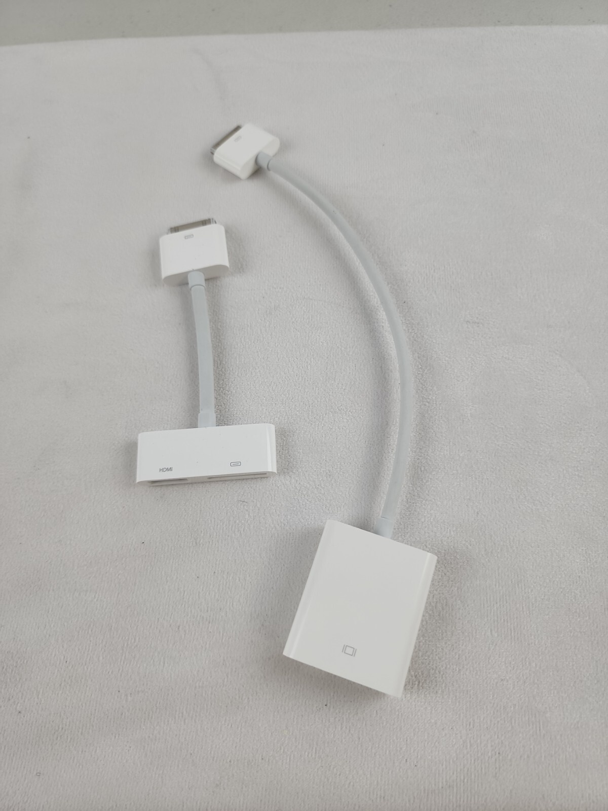 Used Genuine OEM Apple A1368 30 Pin to VGA Adapter MC552ZM/B Plus HDMI Adapter