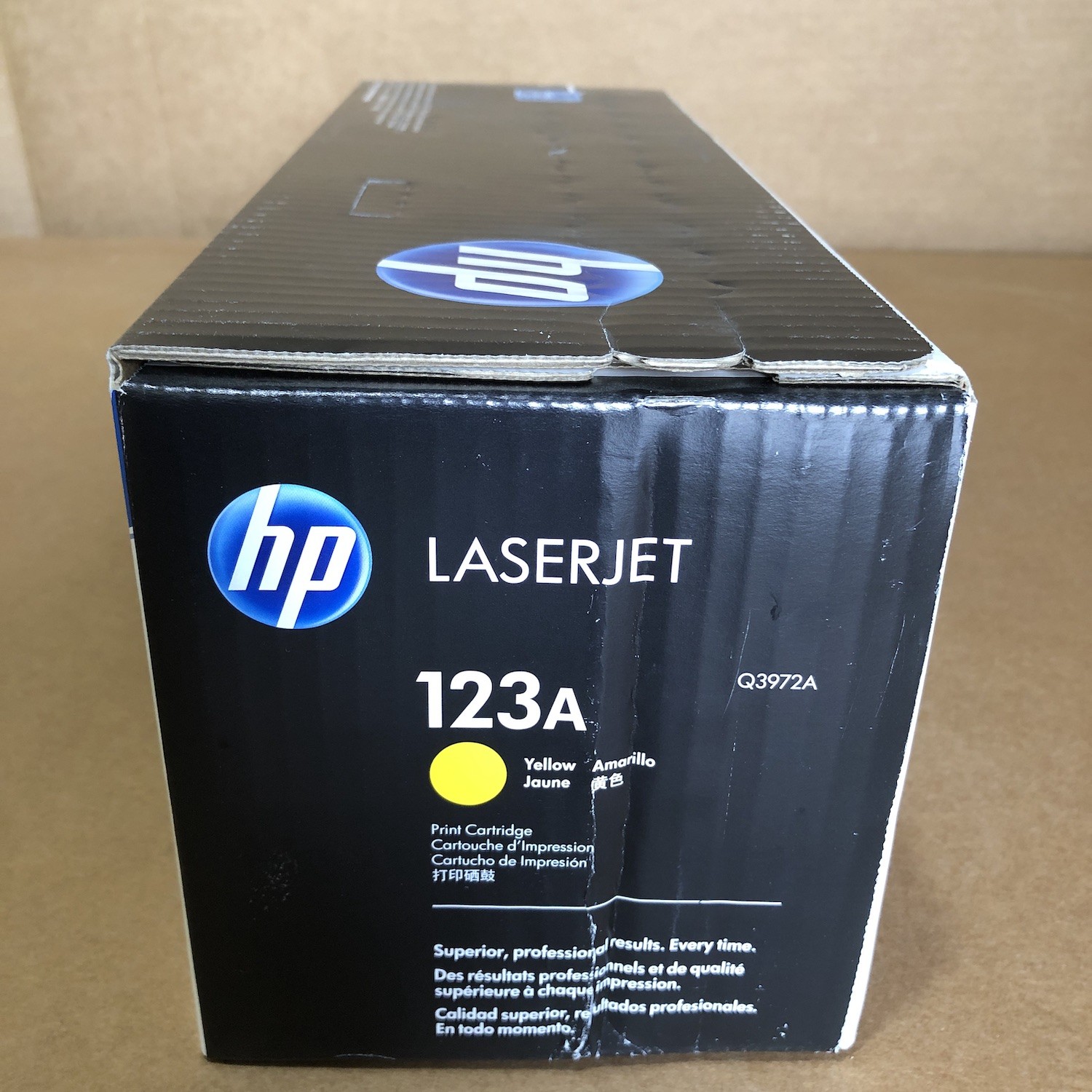 Genuine HP Q3972A (123A) Yellow Toner Cartridge - NEW SEALED