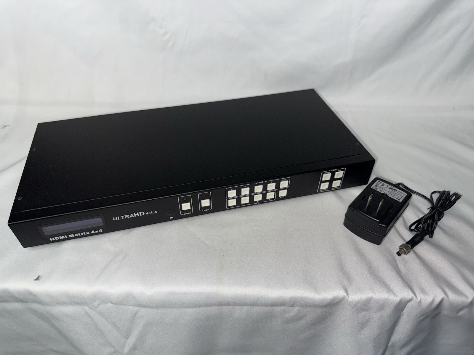 MP Blackbird Pro‑Series 4K60 HDMI 2.0b, 4:4:4, 4X4 Matrix Video Switcher (44556)